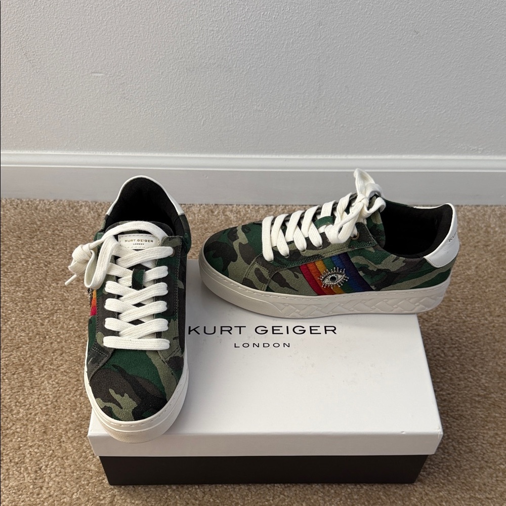 Kurt Geiger - Green Camouflage Low-Top Sneakers Rainbow Stripe NIB-Size 6 (36W2)